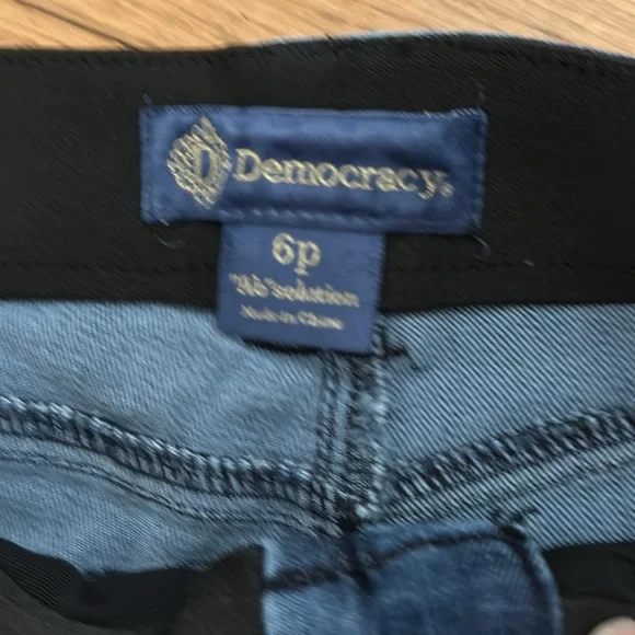 Democracy itty bitty boot cut - Picture 5 of 10
